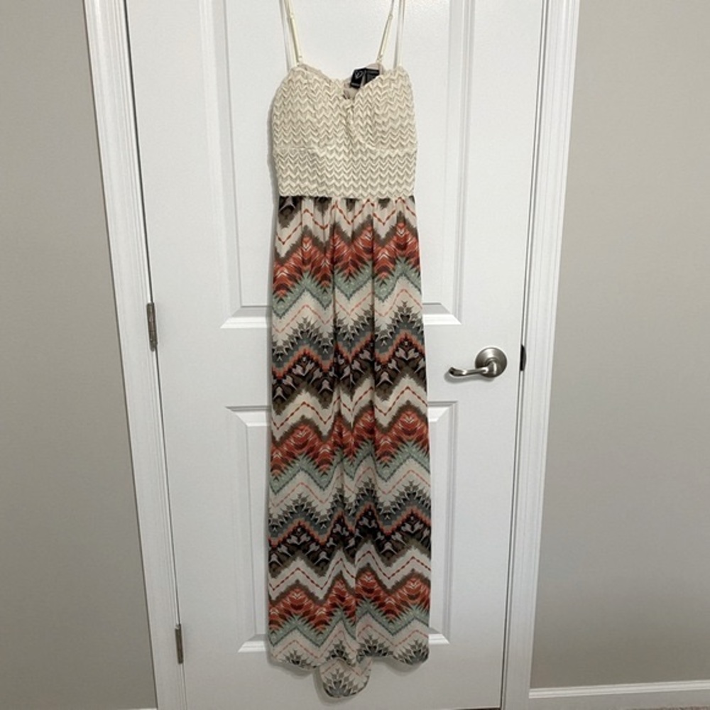 Windsor Crochet Cut Out Spaghetti Strap Chevron Maxi Dress